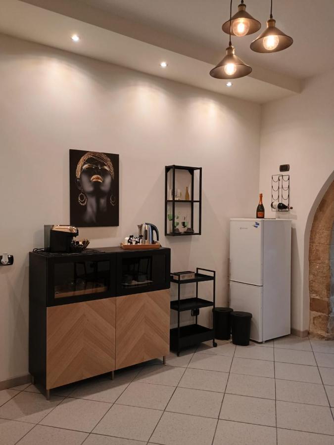 Al Vico Bartoli Suite Room Mazzarino Екстериор снимка